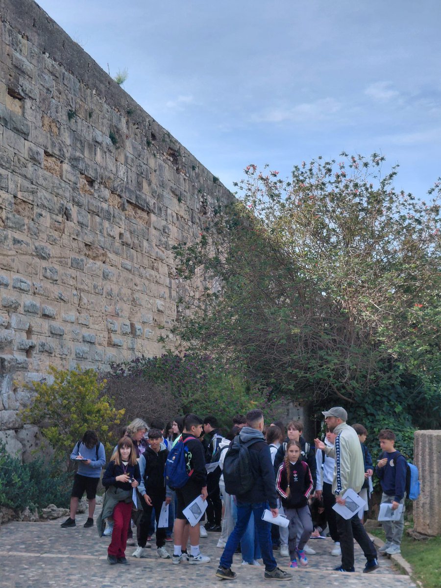 Carmelites El Vendrell tweet media