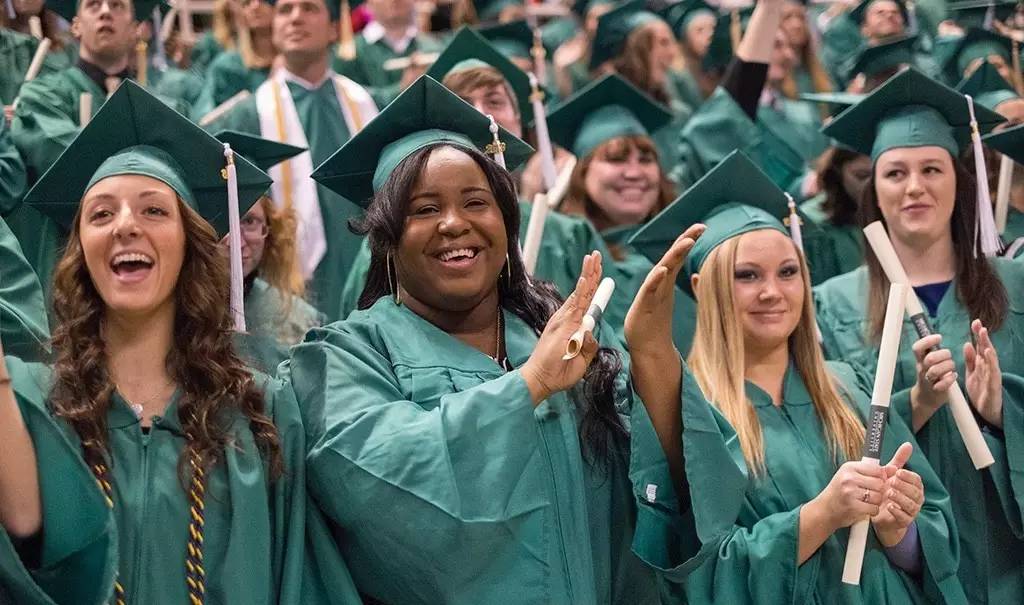 Mae Fletcher tweet media