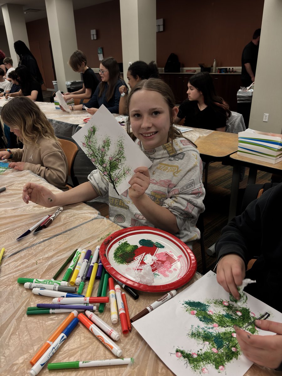 SAVEProgram's tweet photo. Just more of our  AMP students learning about Art and creating their own art pieces this past session, they truly are talented! 🎨 https://t.co/ivEWZjpX7t