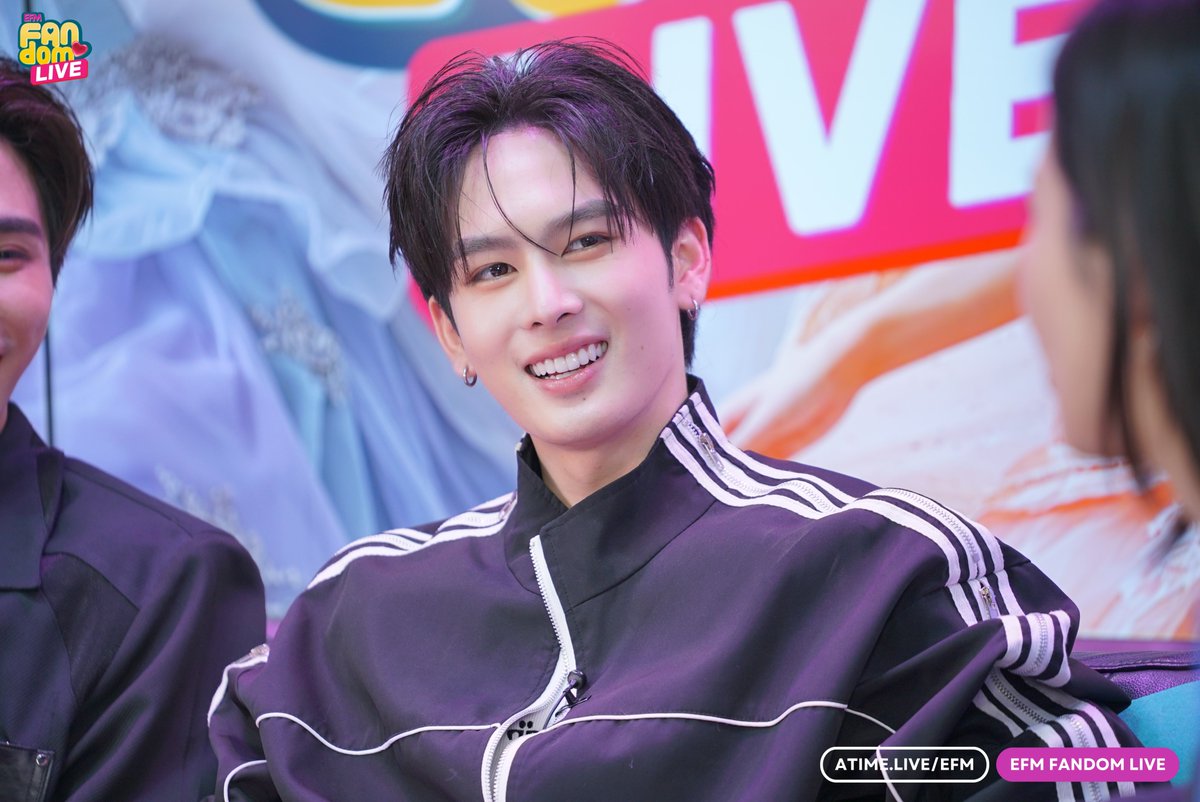 EFM STATION tweet media