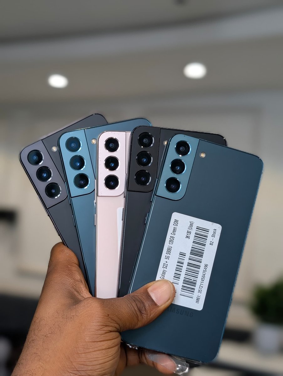 Skylark's Place Gadgets 💉📱 tweet media