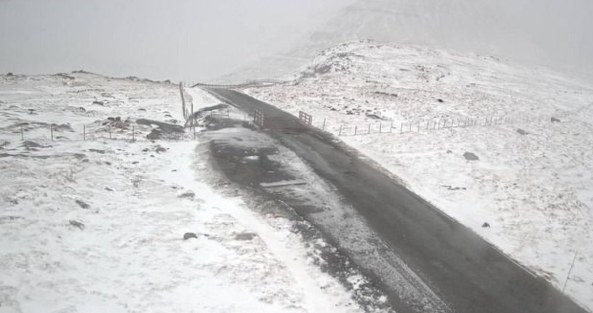 _DundeePerfect_'s tweet image. I hate when the webcam view looks so black and white, #Dundee and all over the UK about the same.
7c feels like 3c.
I suppose on the plus side, conditions are nothing like in the Faroe Islands, but is the #Snow heading this way?