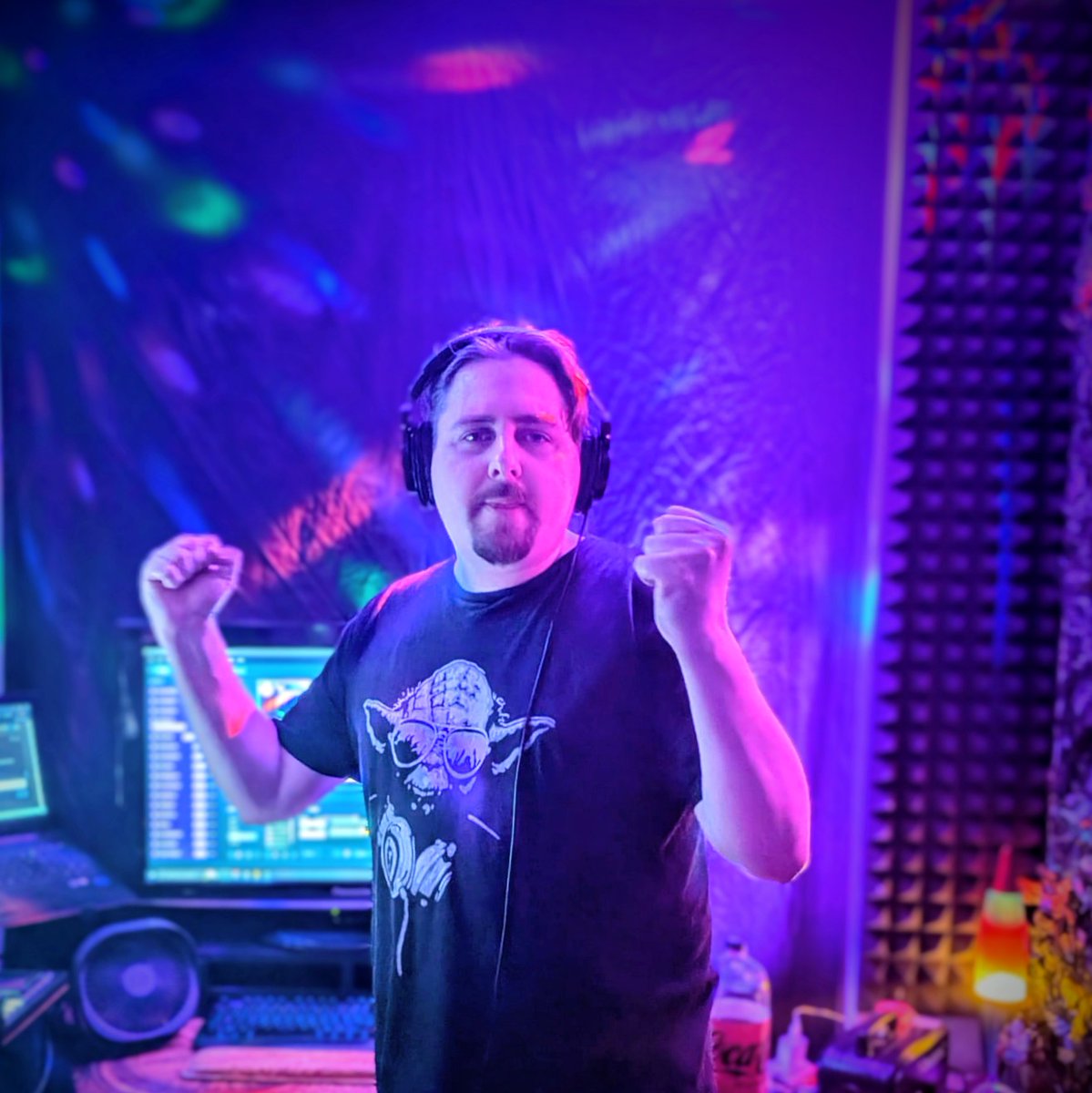 ChillyDDJ tweet media