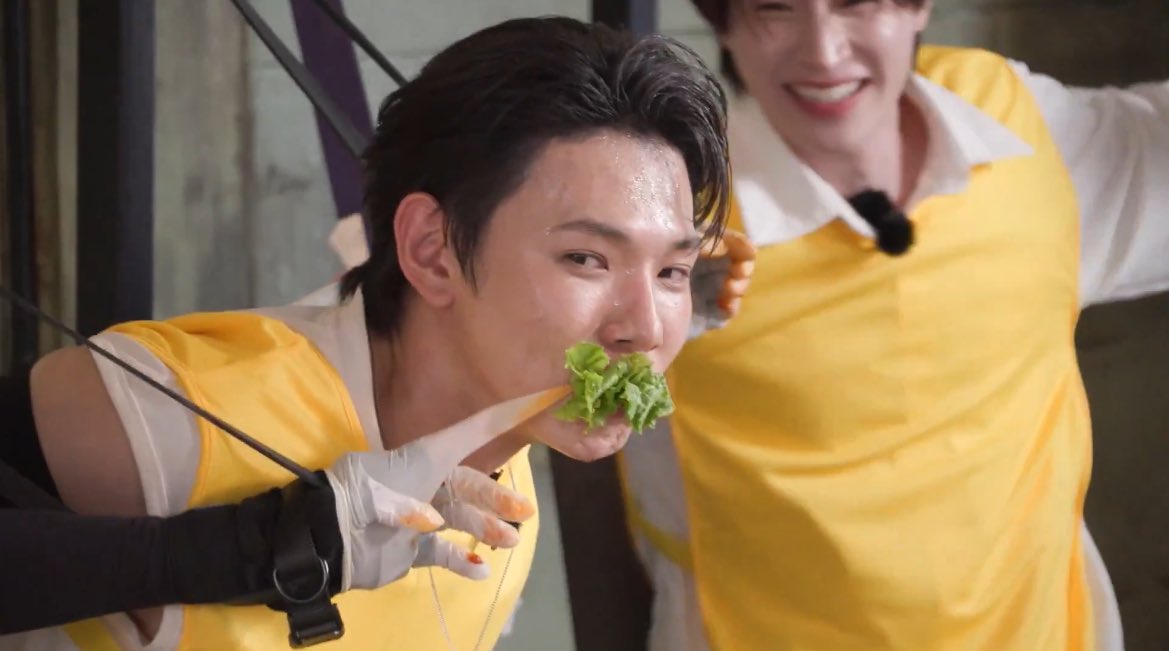 ขข ´◕ ₃ ◕` tweet media