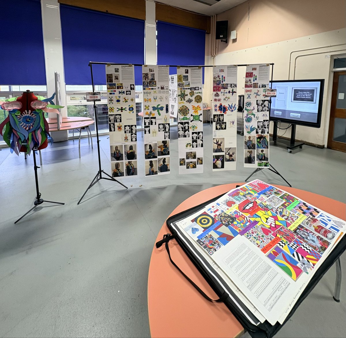 DoonAcad's tweet image. Thank you to everyone who joined us last night for our Sound and Vision 2026 event. A fantastic evening was had by all celebrating the talents of Doon Academy learners. We are so proud of every performer, presenter and artist featured #expressivearts