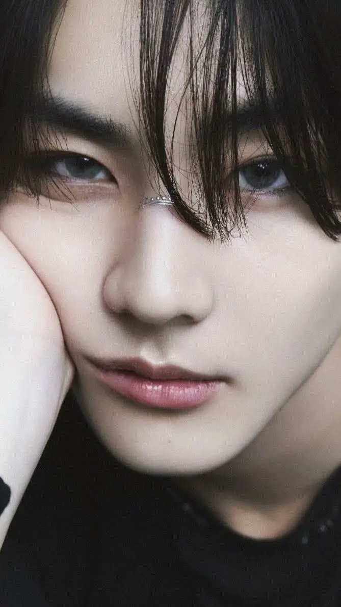 ₊⊹ taylor⁷ | sevEN- tweet media