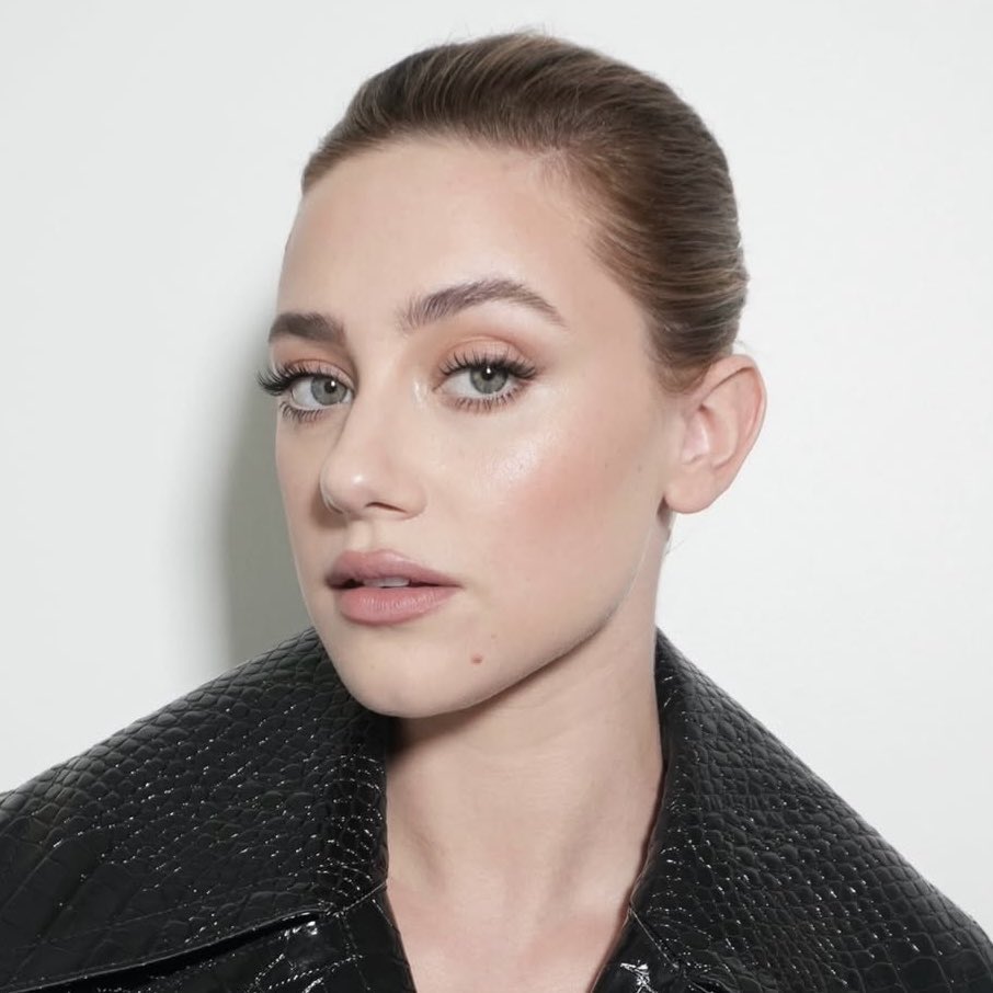 Ariana Grande Arabia tweet media