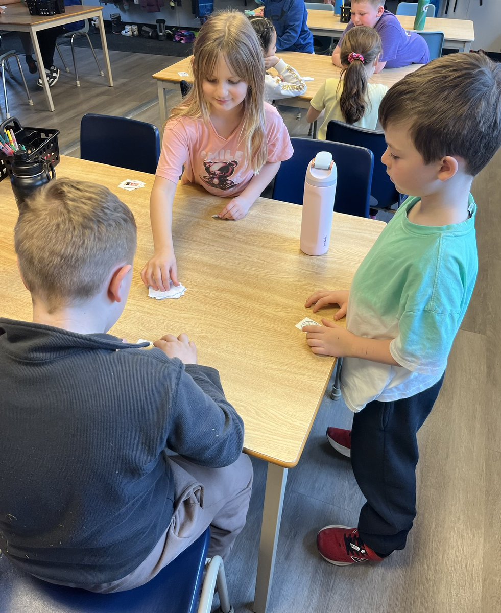 Emma Filek tweet media