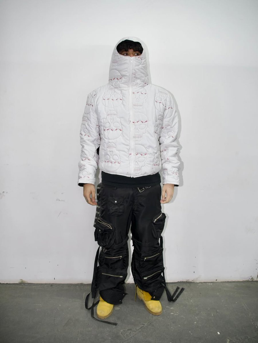 TrapGr0und tweet media