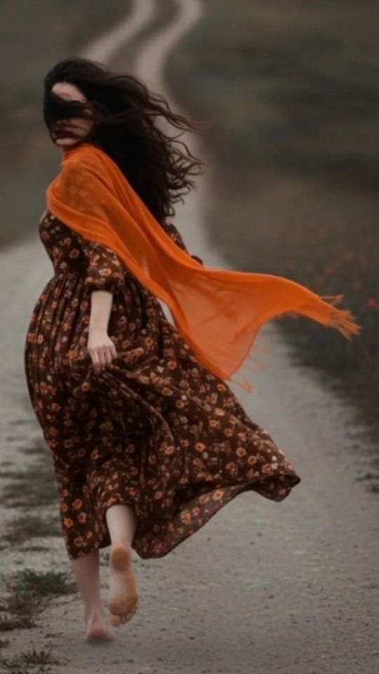 Soha Khan tweet media