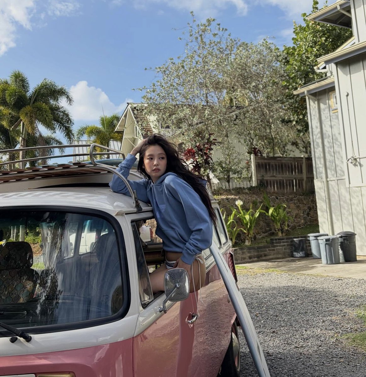 shbmn 🧛♀️ tweet media