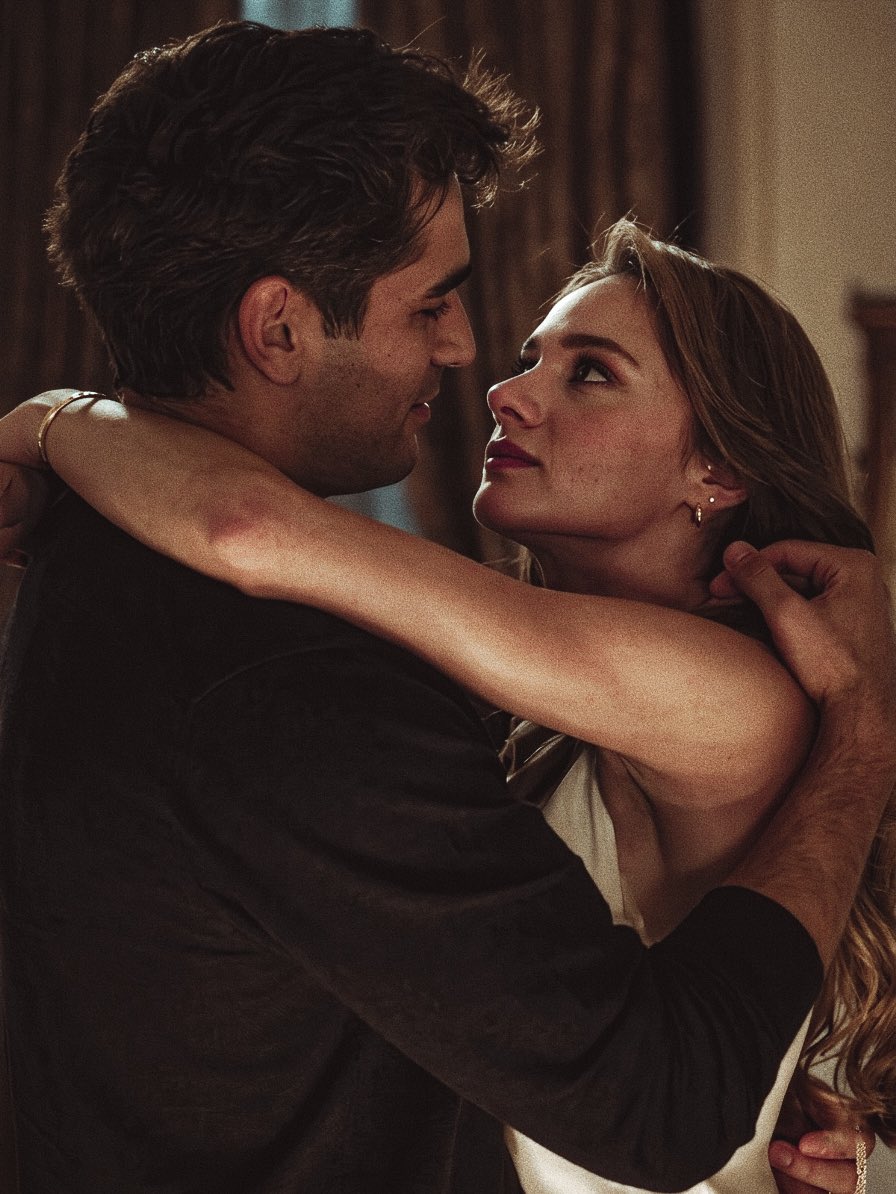 Love Art tweet media