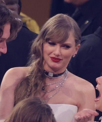 kira ♡ tweet media