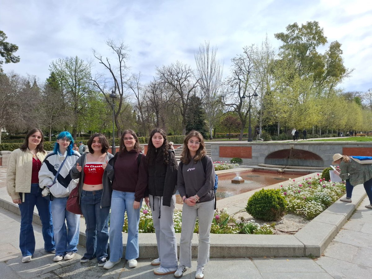 IES Valadares tweet media