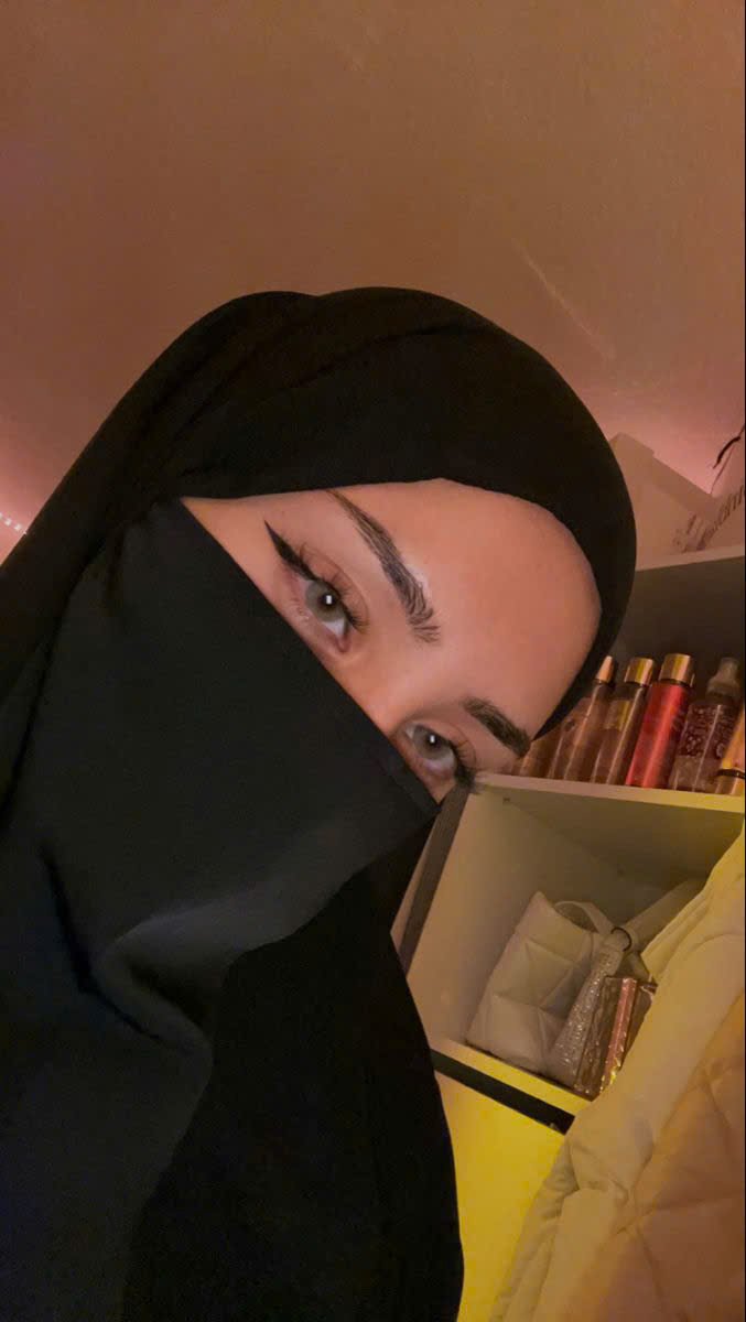 انا سعودية انسق بنات سعوديات باغلب المدن 
🧕🧕 كاش يد بيد
👫🏻 وسويلها مساج ودلعها
🇷🇺
Home service 🏡
📲 wa.me/84564101153🇸🇦
#كاش_الرياض  #كاش_يد_بيد_الرياض  #الرياض_الان #جادة_الرياض  #فويس_ننام #