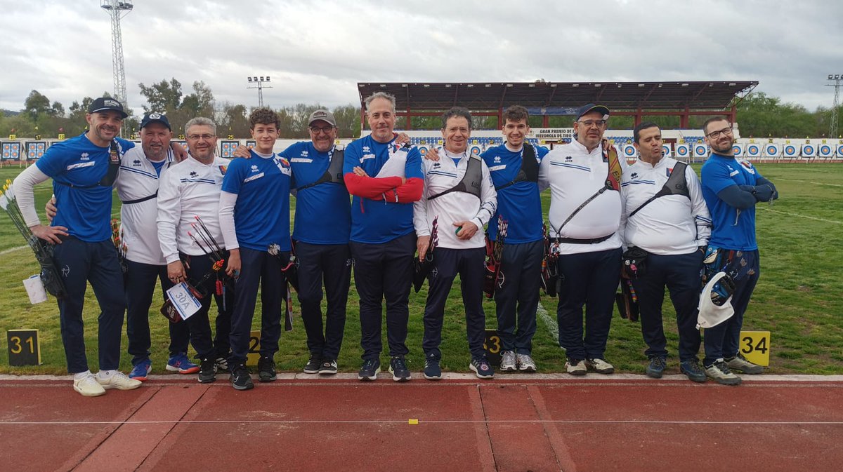 CAdeLeganes's tweet photo. El pasado fin de semana nos movimos a Andújar para competir en el Primer Gran Premio de España.
Cabe destacar el🥇de nuestro equipo mixto de compuesto y el🥈y 4° puesto de nuestros chicos de recurvo. ¡Enhorabuena a todos y a seguir tirando flechas!
@AytoLeganes @RFETA https://t.co/gfZbEFymga