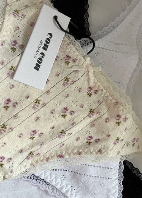 افنان. tweet media