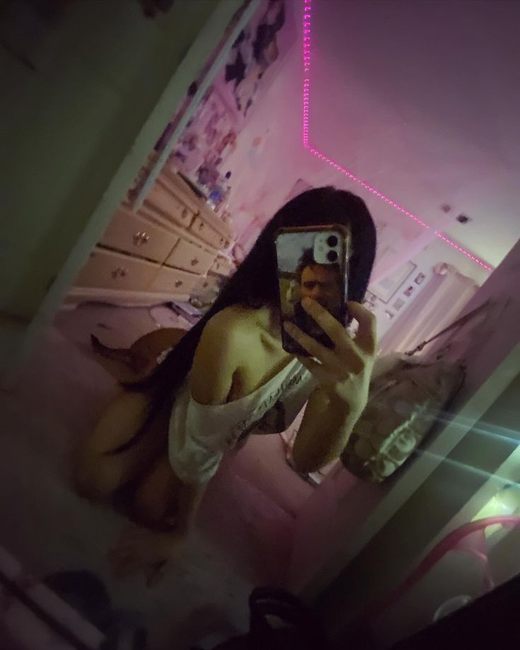 ynhi005's tweet photo. Thích làm con đĩ súc vật bẩn thỉu muốn bị hành hạ rồi đái vào lồn https://t.co/AJYp683kWq