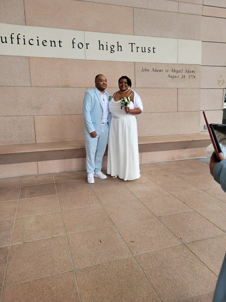 👑Laryah👑 tweet media