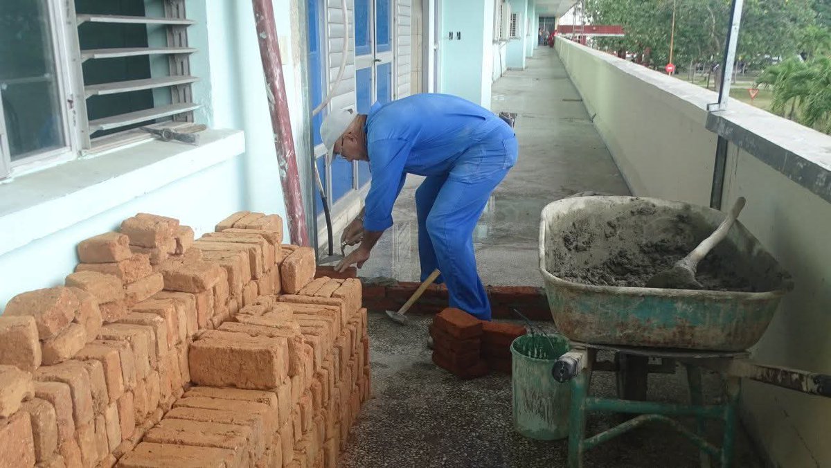 Ministerio de la Construcción tweet media