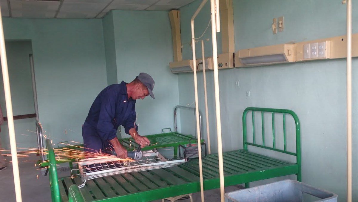 Ministerio de la Construcción tweet media