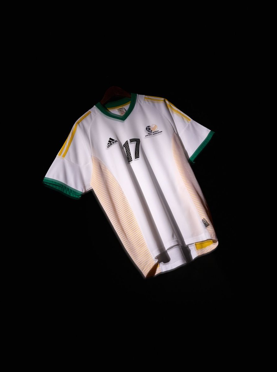 Classic Football Shirts tweet media