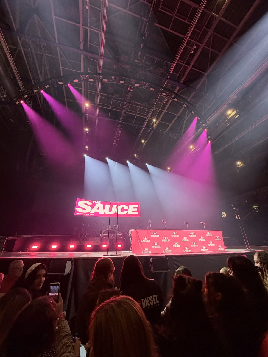 EVERYONE’S A STAR! World Tour: Fan Updates tweet media