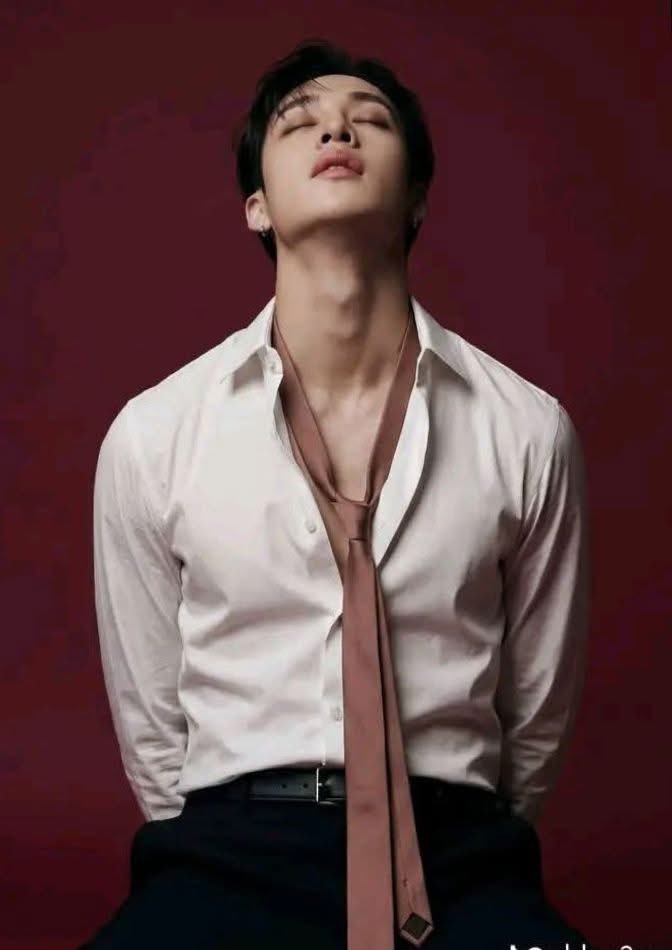 TheHoodNudist tweet media