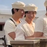 vhope love bot tweet media