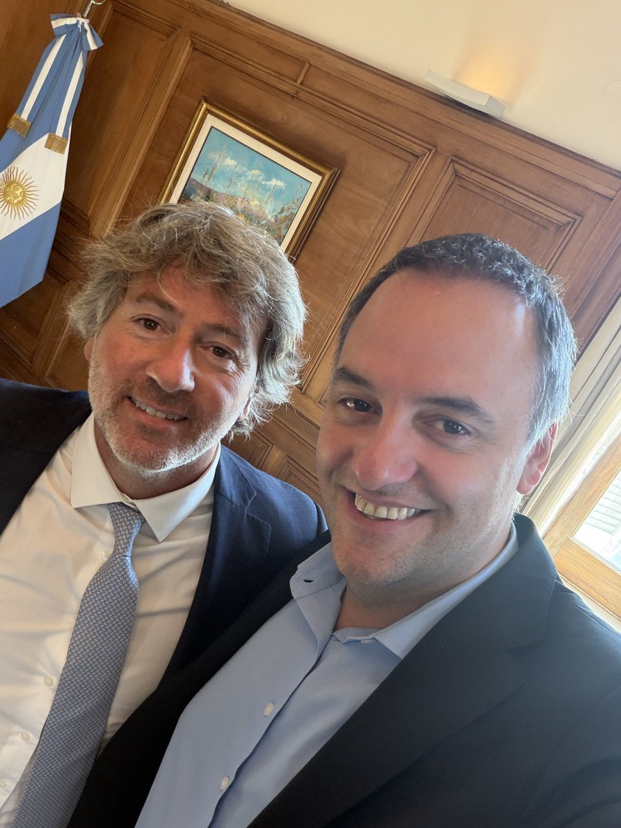 Manuel Adorni tweet media