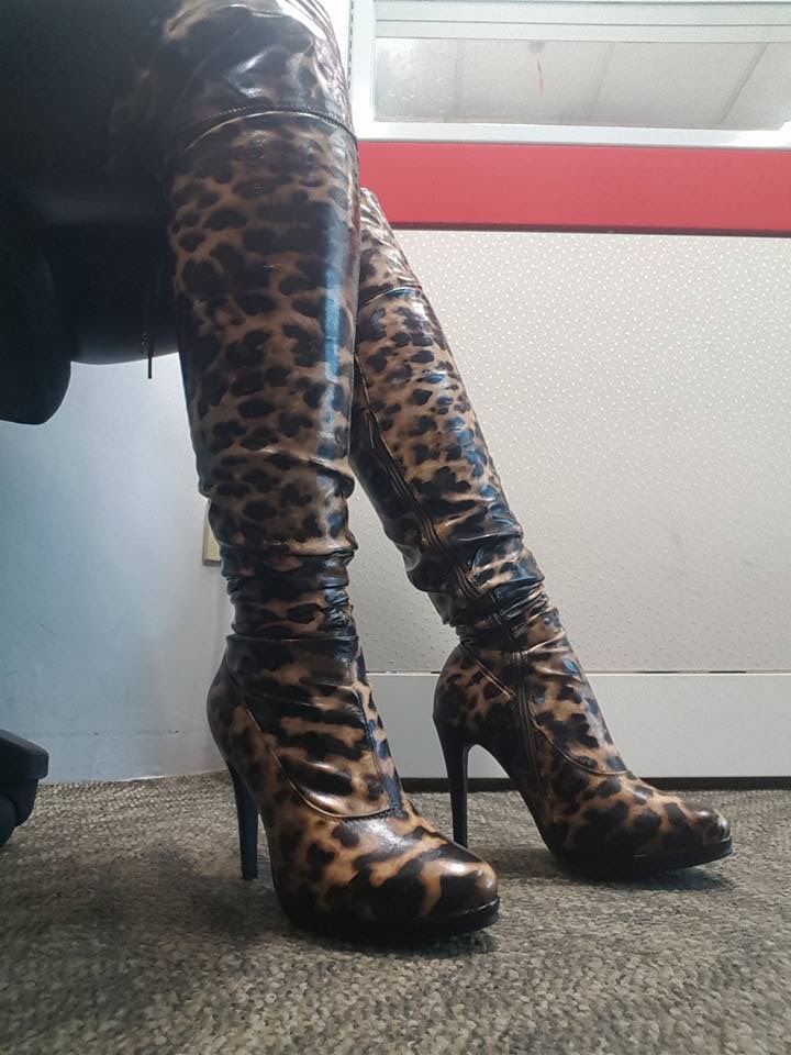 Debra Palmer tweet media