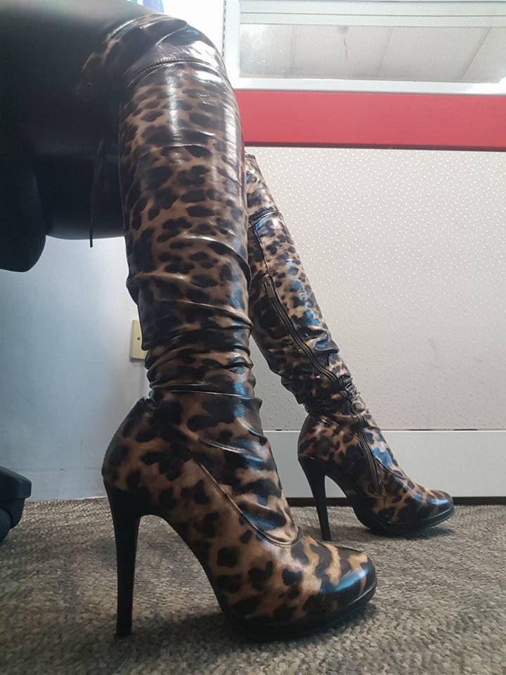 Debra Palmer tweet media