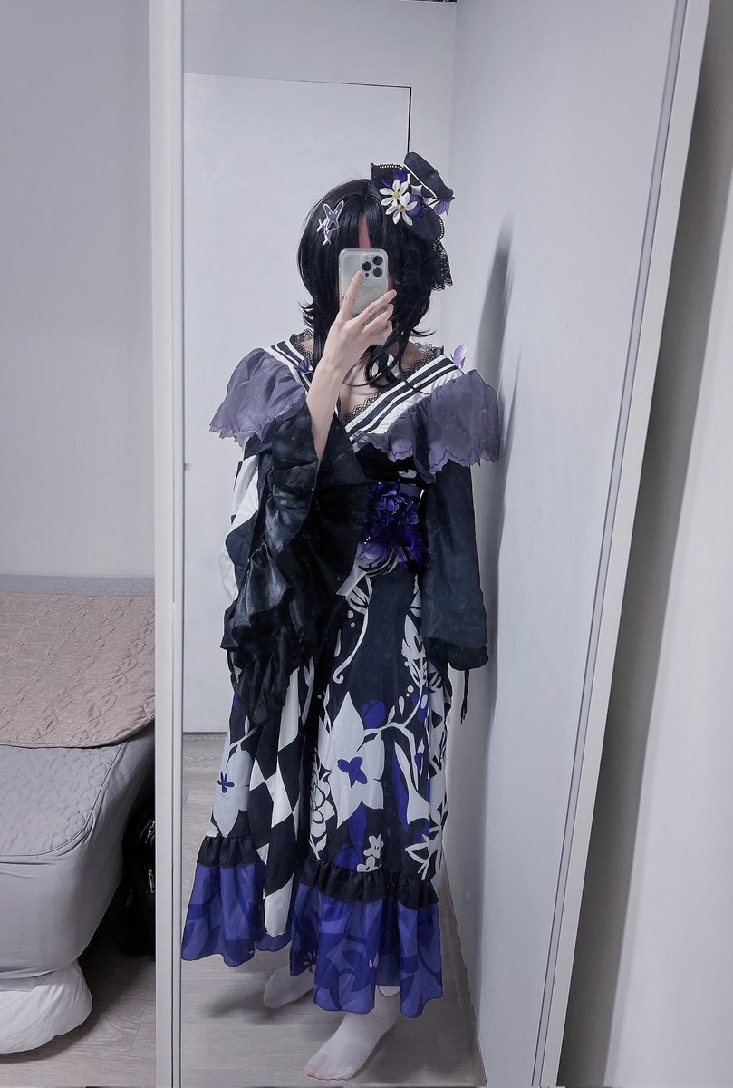 라론 らろん tweet media