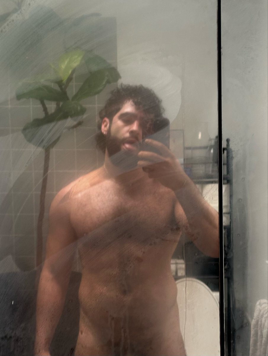 somedumbjawn tweet media