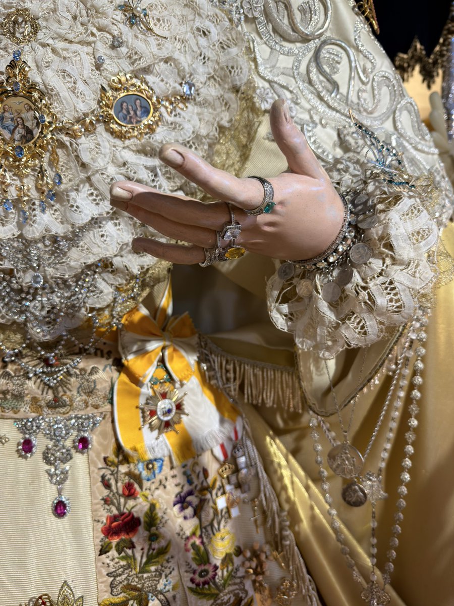 Hermandad del Dulce Nombre de María tweet media