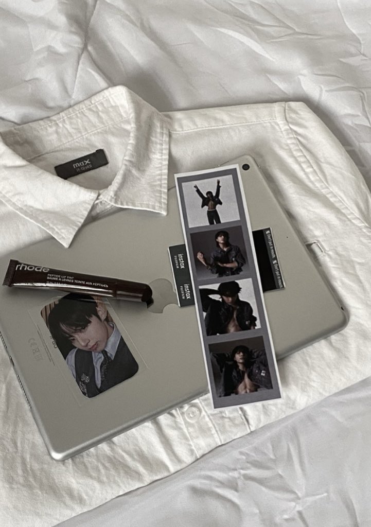 L❄️VE tweet media