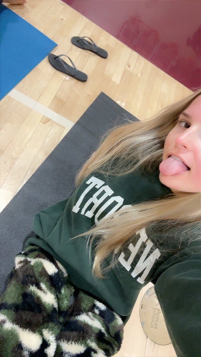 Savi Is Spoiled tweet media