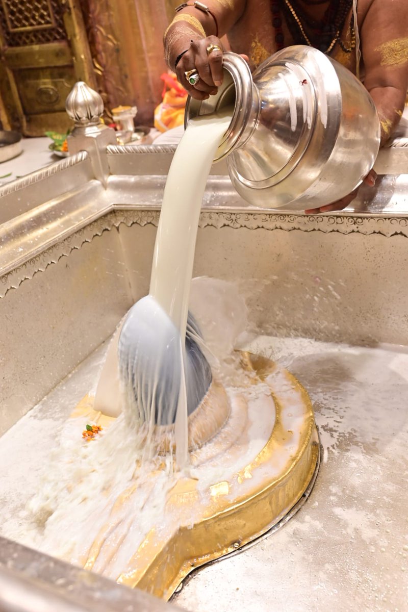 Shri Kashi Vishwanath Temple Trust tweet media