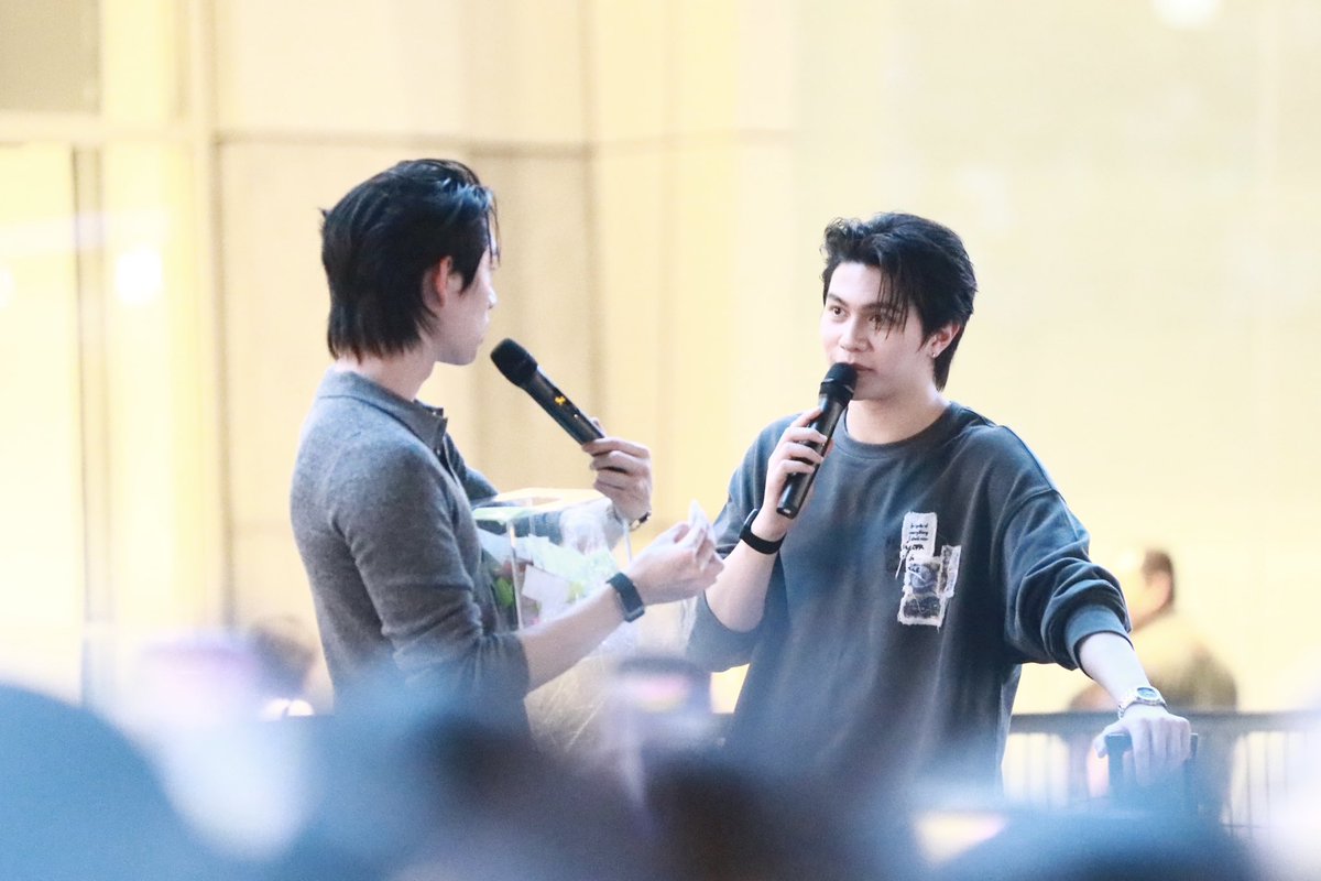 maymind's tweet photo. วันนี้มี 2 งานนะคร้าบ #williamest  แปะรูปไว้หน่อย https://t.co/bBRMGPtirO