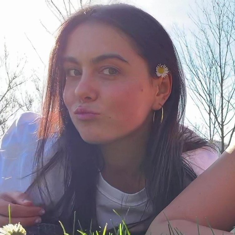 ameetsi🌼 tweet media