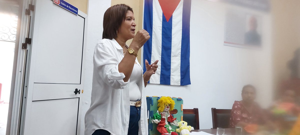 Se desarrolla de manera eficiente la reunión de articulación conducida por el Director de la Educación  Basica Nelson Rodriguez Capote y con la participación de las educaciones que conforman el área #EducaciónGranma #CubaMined <a href="/YudelkisOrtizB/">Yudelkis Ortiz Barceló</a> <a href="/YanetsyTerry/">Yanetsy Terry Gutiérrez</a> <a href="/ortiz_uriarte/">Manuel Abelardo Ortiz Uriarte</a>