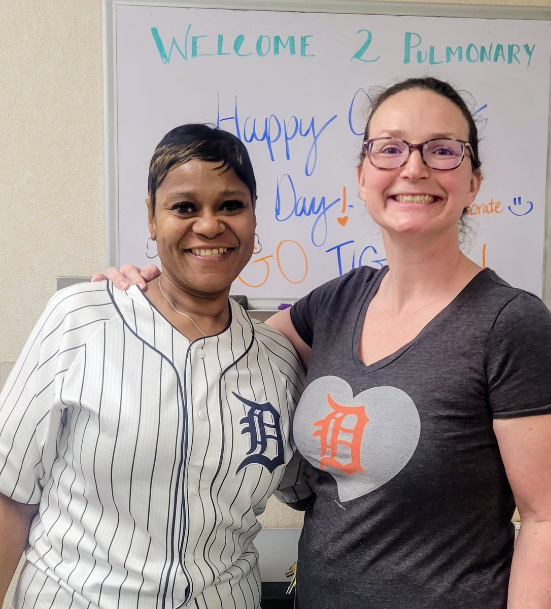 Sarah Davis tweet media