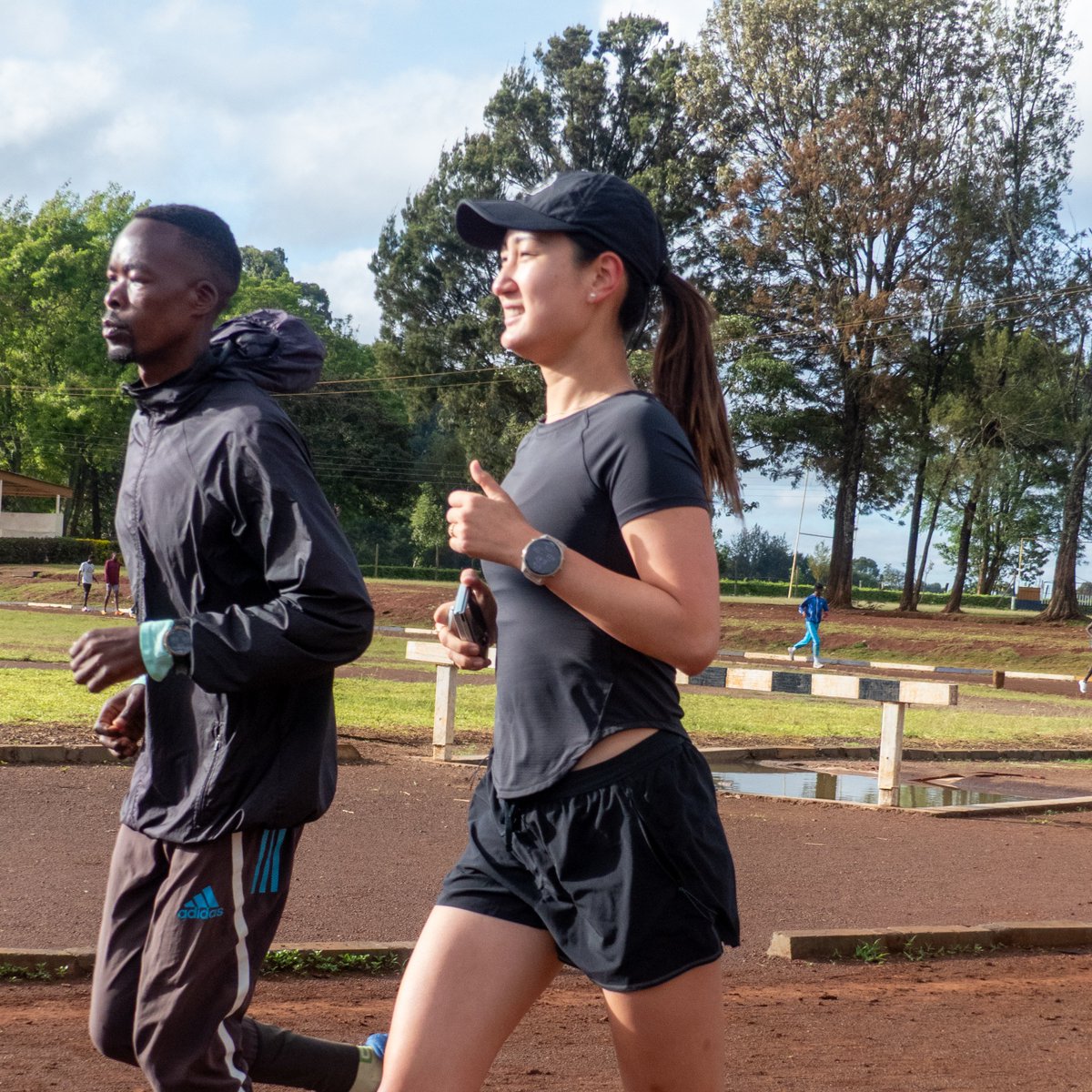 KenyaCamp_iten's tweet image. It’s Tuesday morning at Chepkoilel—and the quiet dirt track suddenly comes alive. 
It’s about seeing, feeling, and living the journey.
#KenyaRunning #Eldoret #RunWithChampions #AthleteLife #MarathonTraining #KenyanRunners #RunningCommunity #ChaseGreatness