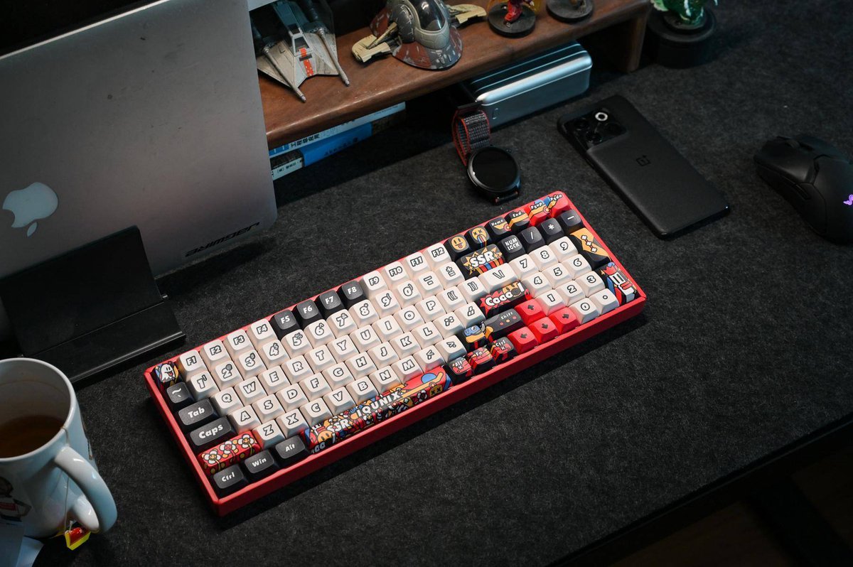 Carolyn Corro tweet media