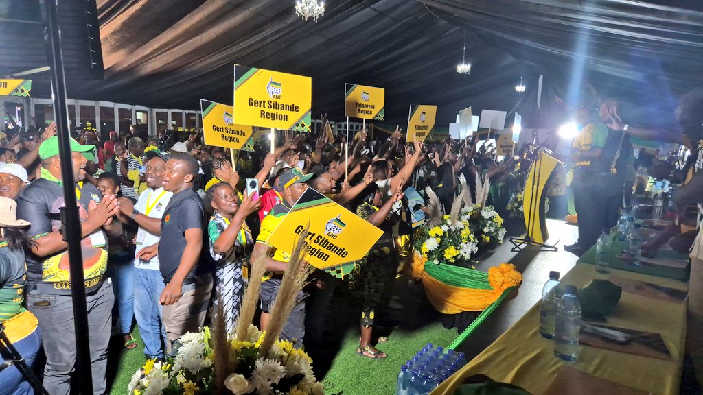 Mandla Ndlovu 🇿🇦 tweet media