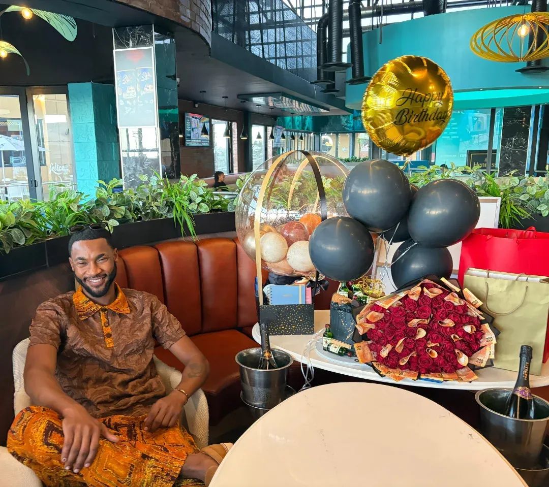 QUE THE SMOOTH OPERATOR tweet media