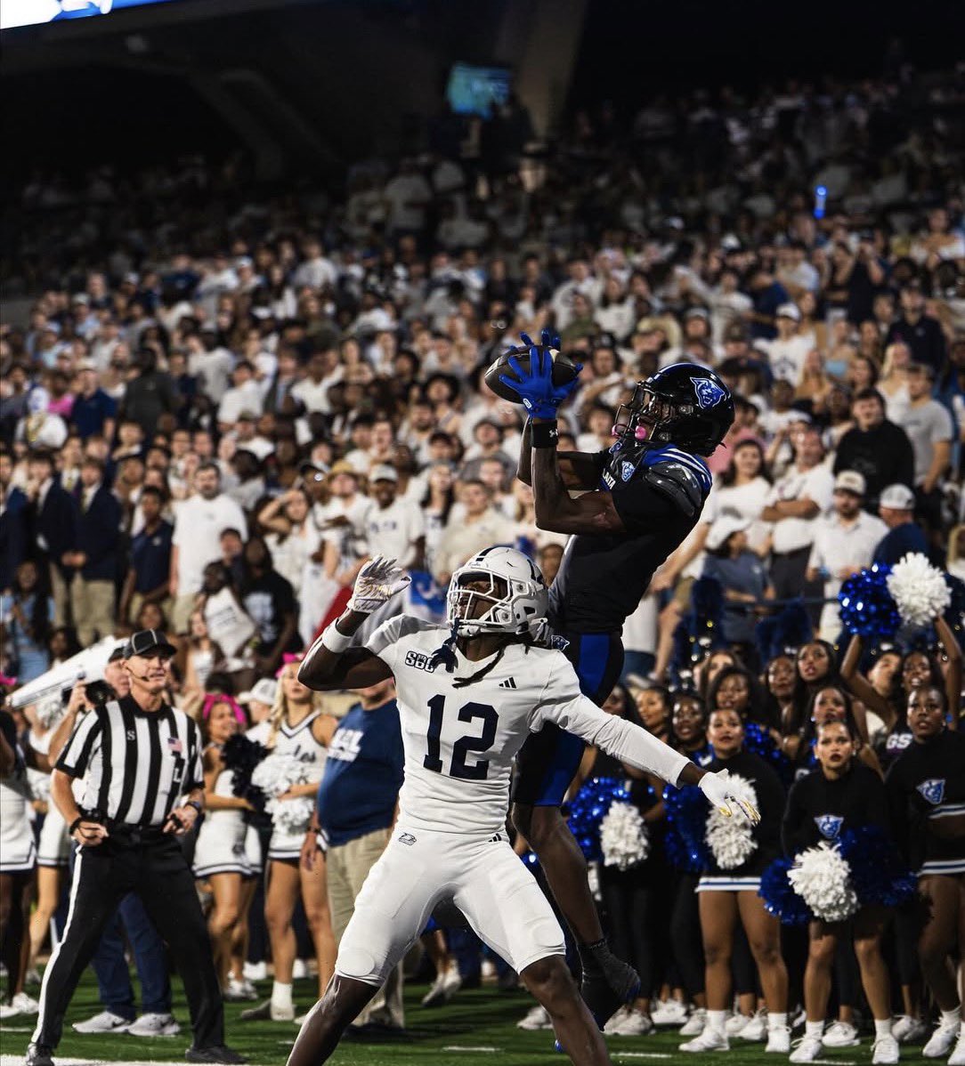 #AGTG Blessed to receive an offer from Georgia State University💙 <a href="/JoshJynes48/">Coach Josh Jynes</a> <a href="/Only1CamSpence/">Coach Bear</a> <a href="/jwindon35/">Joe Windon</a> <a href="/Davis33Coach/">CoachRyanDavis33</a> <a href="/On3/">On3</a> <a href="/RecruitsGeorgia/">Georgia Recruits</a> <a href="/ChadSimmons_/">ChadSimmons</a> <a href="/WAAcademyFB/">Woodward Academy Football_Georgia</a> <a href="/benjaminwolk/">Benjamin Wolk</a>