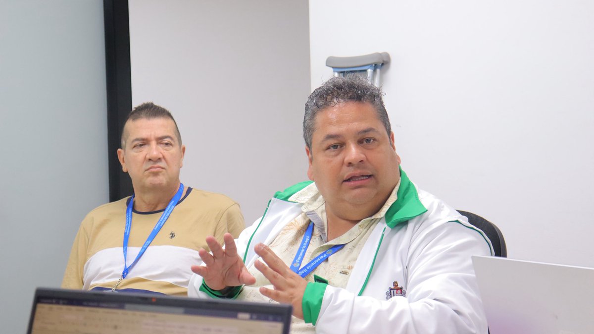 🗣️ 𝑷𝒍𝒂𝒏 𝒅𝒆 𝒂𝒄𝒄𝒊𝒐́𝒏 𝒒𝒖𝒆 𝒍𝒍𝒆𝒈𝒂 𝒂 𝒍𝒂 𝒄𝒐𝒎𝒖𝒏𝒊𝒅𝒂𝒅.

En este encuentro con la JAL Comuna 4, socializamos el plan de acción y la oferta institucional, reafirmando la importancia de llegar al territorio y actuar de manera cercana.