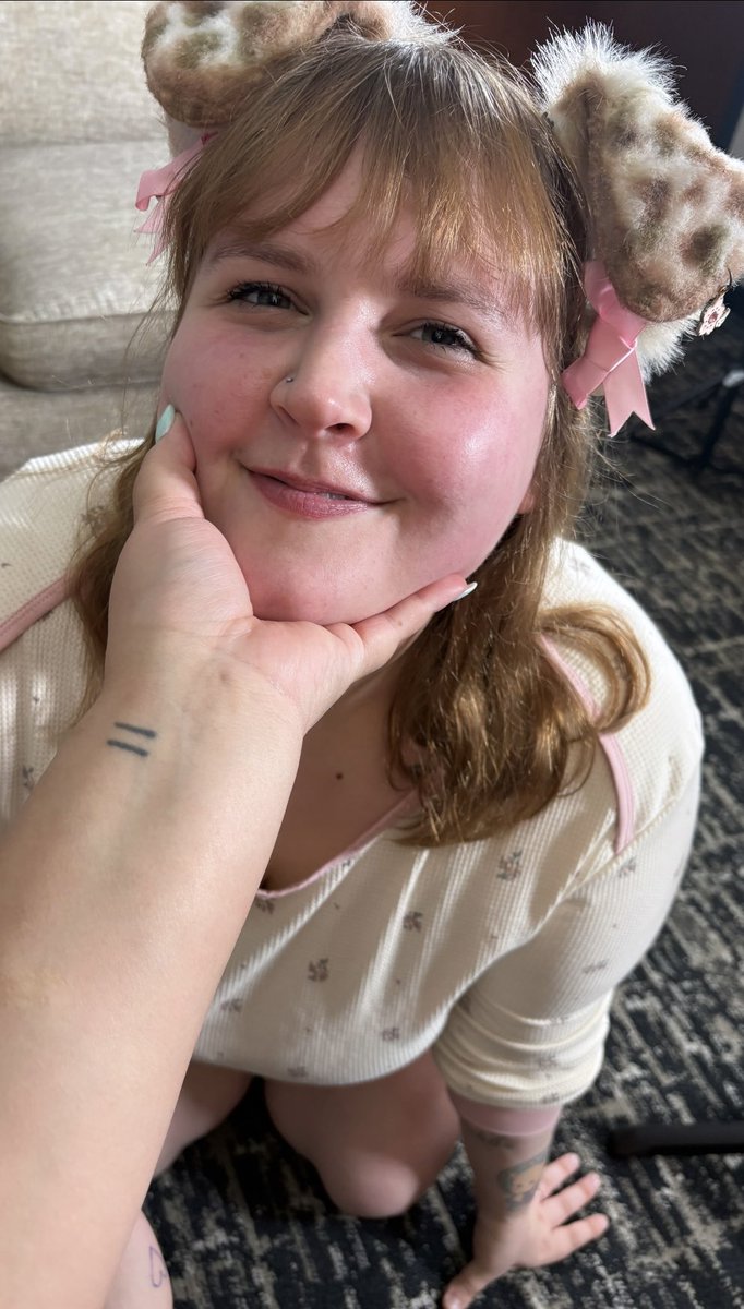 Am I the cutest baby puppy you ever did see?