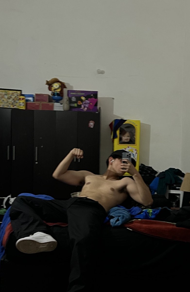 Yajr 🦦 tweet media